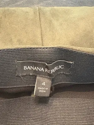 Banana Republic Devon Faux Suede Pants/Leggings in an olive green shade size 4 thumbnail 4