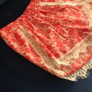 Audrey 3+1 Soft coral floral shorts thumbnail 3