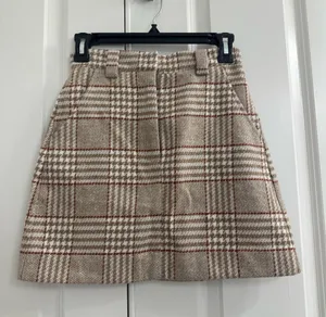 Plaid skirt  thumbnail 1