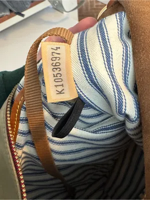 Dooney and Bourke Taupe Khaki Olive Wayfarer Sac Hobo Bag &‎ Matching Pouch thumbnail 6