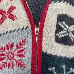 Holiday Lodge Women Wool Patchwork Sweater M Multicolor Christmas Ski Snowflake thumbnail 6