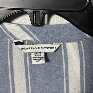 American Eagle Women Blue stripes blouse Long Sleeve size XS‎ thumbnail 3
