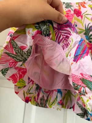 Crown & Ivy Pink Tropical Cropped Balloon Top thumbnail 5