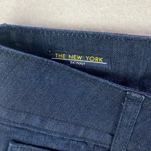 Vigoss Studio Stretch‎ Dark Wash Denim New York Skinny Jean thumbnail 5