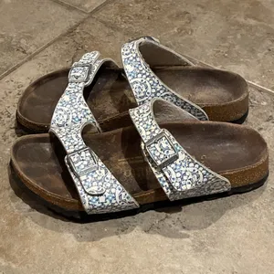 Papillio Birkenstock Sydney Blue Floral Sandals Womens EU 38 US 7 Germany thumbnail 3