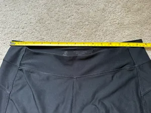 Ladies Energy Zone Gaucho Athletic Pants – Size Medium (8-10) | High-Waist Black Workout Capris thumbnail 5