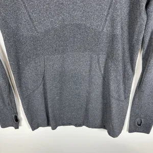 Lululemon Swiftly Tech Long Sleeve‎ Crew Sz 8 Gray Thumbholes Workout Yoga thumbnail 3