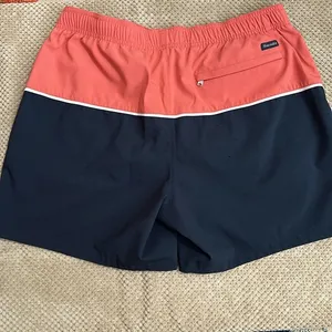 Abercrombie and Fitch Men’s swim suit navy and coral 5 inch looks new thumbnail 3