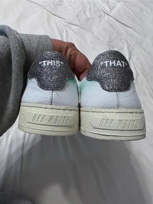Off-White White & Gray Low-Top Sneakers w/ Silver Glitter Arrow Accent - Size 40 thumbnail 3