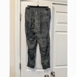 Jogger Pants Womens XS Green Gray Camo Elastic Waist Pockets thumbnail 5