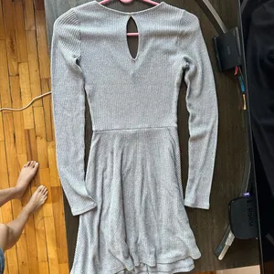 Soft V-Neck Keyhole Dress Grey thumbnail 2