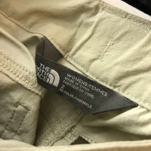 The North Face Womens Paramount 2.0 Convertible Hiking Pants Nylon Blend Beige 2 thumbnail 3