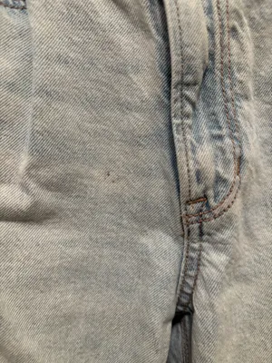 American Eagle Asymmetrical jeans thumbnail 5