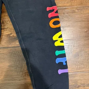 Madhappy So Sorry No Wifi Universal Essential Fleece‎ Jogger Sweatpants Small thumbnail 2