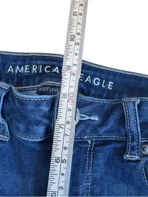 American Eagle Next Level Stretch Distressed Denim Shorts Womens 8 High Rise EUC thumbnail 9