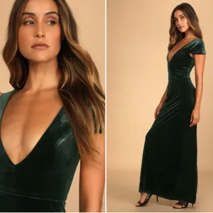 LULU's Prom Wedding Sexy Sophisticated Romantic Elegant Holiday Velvet Maxi thumbnail 6