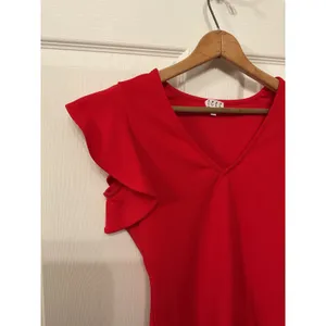 TCEC Women's Red Flutter Sleeve Bodysuit V Neck Romantic Feminine Top, M thumbnail 2