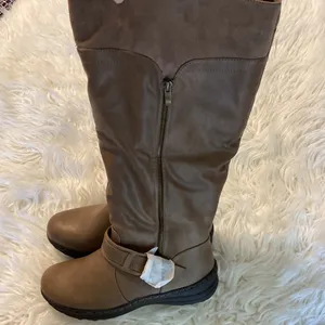 Dream Paris Beautiful Women’s Boots Brand New size 10 thumbnail 16