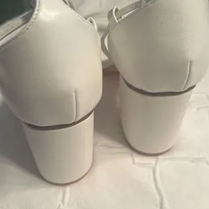 ASOS Lulu’s White Strappy Sandals (Size 11) thumbnail 5