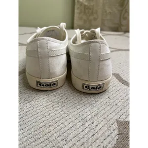 Gola Coaster women's sneakers in an off-white color, size 9 thumbnail 5
