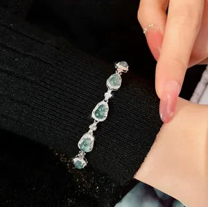 Hand bracelet thumbnail 2