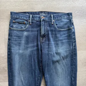 Lucky Brand Straight Leg Jeans thumbnail 2