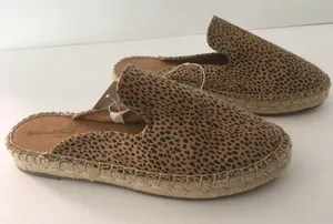 Cheetah Mules/Flats, Size 6 Tan thumbnail 3