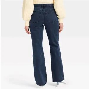 Universal Threads Vintage Bootcut Blue Jeans Pants thumbnail 3