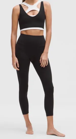 Lululemon Wunder under high rise black 25 in legging size 6/ basically new thumbnail 1