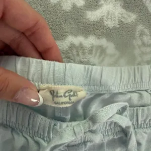 Brandy Melville Linen Shorts Blue thumbnail 3