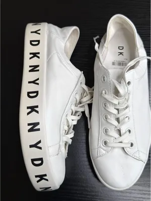 Size 8M DKNY Banson Lace - Platform White Color Women’s thumbnail 1