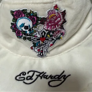 Ed Hardy Women's Off White Suede Faux Fur Bucket Hat OS Skull Pink Roses NWT thumbnail 2