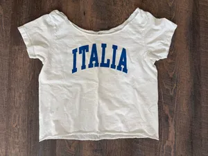 Brandy Melville John Galt “Italia” Off the Shoulder Top thumbnail 2