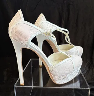 Truly Zac Posen Women's White Lace High Heel Platform Pumps with Ankle Strap thumbnail 1