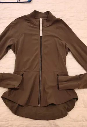 Lululemon Jacket thumbnail 1