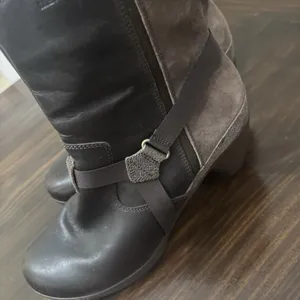 Merrell Women's Evera Fade Espresso Heeled Ankle Boots - Size 10US thumbnail 8