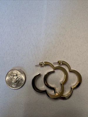 Gold Floral-Outline Hoop Earrings - Women Jewelry thumbnail 2