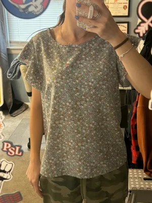Blue floral shirt thumbnail 1