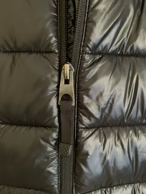 Guess Black Puffer Jacket  thumbnail 3