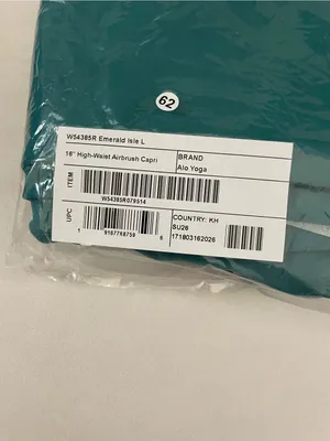 Alo Yoga NWT 16” High Waist Airbrush Capri Leggings Emerald Isle Green Size L thumbnail 8