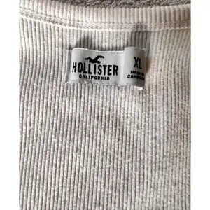 Hollister Ribbed 4 Button Crop Top Size XL Y2K 90’s thumbnail 3