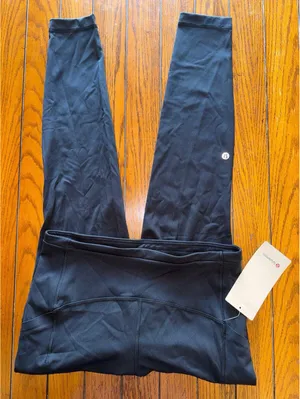 Lululemon Swift Speed With Pockets High Rise 28” Black Size 10 NWT thumbnail 1
