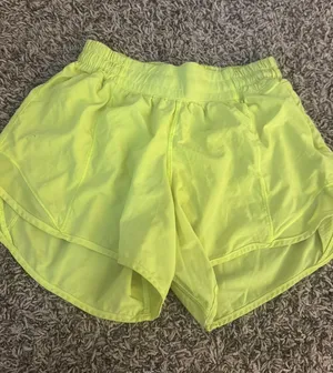 Lululemon Hotty Hot Shorts 4" thumbnail 1