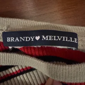 2274 | Brandy Melville Santana Striped Ribbed Crop Top Red Tan Long Sleeve OS thumbnail 4