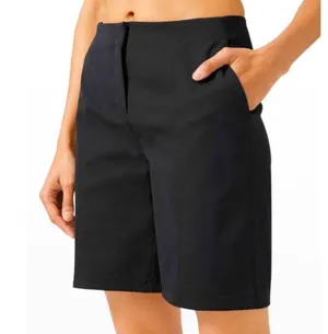 Lululemon In Power Black Shorts Size 2 thumbnail 3