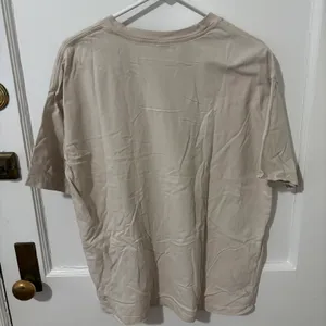 H&M Crème  Tshirt thumbnail 2