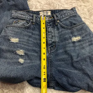 We the free Curvy Georgine Mom Jeans Distressed‎ Size 28 thumbnail 12