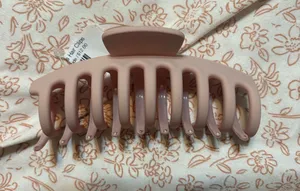Boutique Hair Clip thumbnail 1