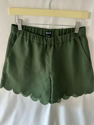 Madewell Women's Scalloped Hem Flat Front Shorts Solid Free Pull-On  Size S thumbnail 1