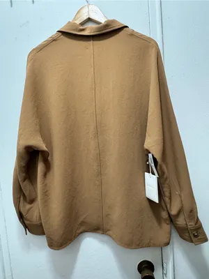 NWT $118 Aritzia Wilfred Camel Button-Front oversized Freeform Shirt medium thumbnail 4